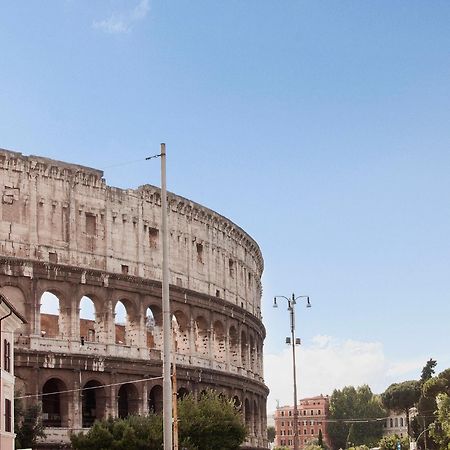 White Rooms Colosseo Rome Bagian luar foto
