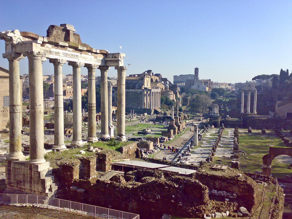 White Rooms Colosseo Rome Bagian luar foto